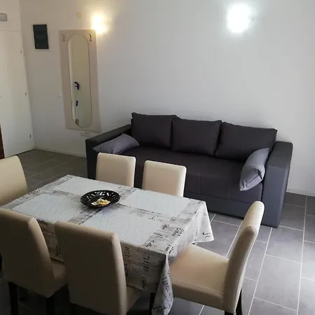Casa de hóspedes Niksa Divic - Mateo Baška Voda